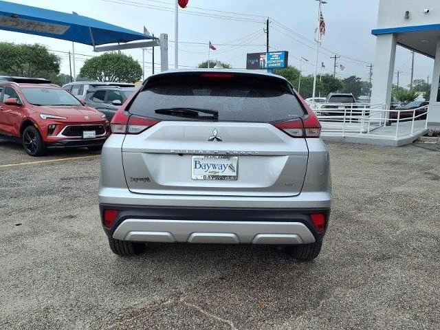 2024 Mitsubishi Eclipse Cross - Image 4 of 12