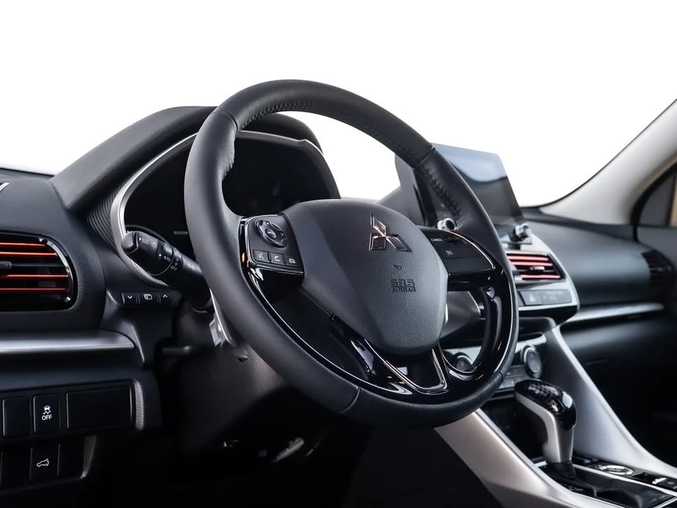 2024 Mitsubishi Eclipse Cross - Image 9 of 15