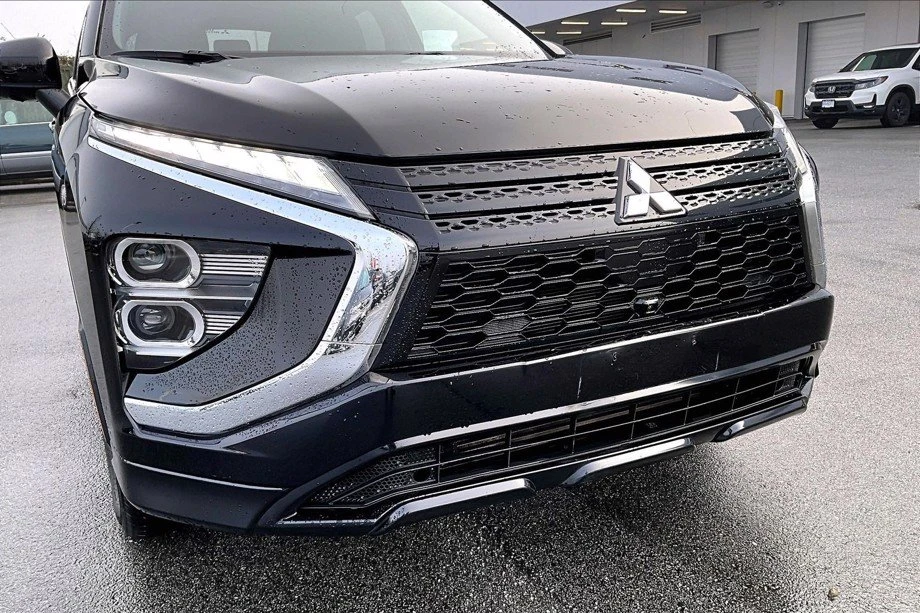 2024 Mitsubishi Eclipse Cross - Image 2 of 6