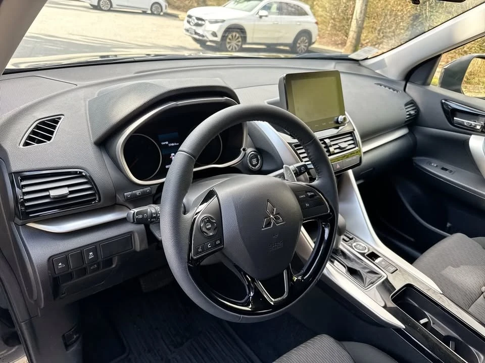 2024 Mitsubishi Eclipse Cross - Image 12 of 17