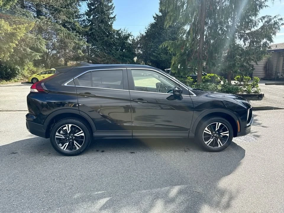 2024 Mitsubishi Eclipse Cross - Image 7 of 17