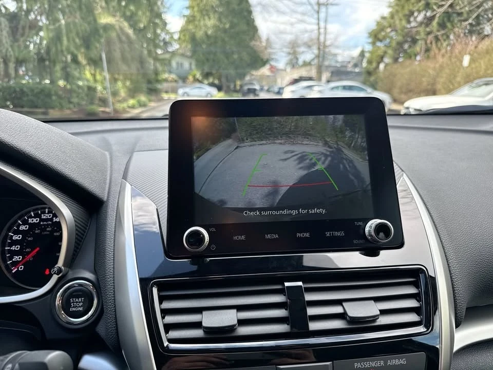 2024 Mitsubishi Eclipse Cross - Image 14 of 17