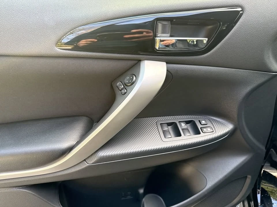 2024 Mitsubishi Eclipse Cross - Image 10 of 17