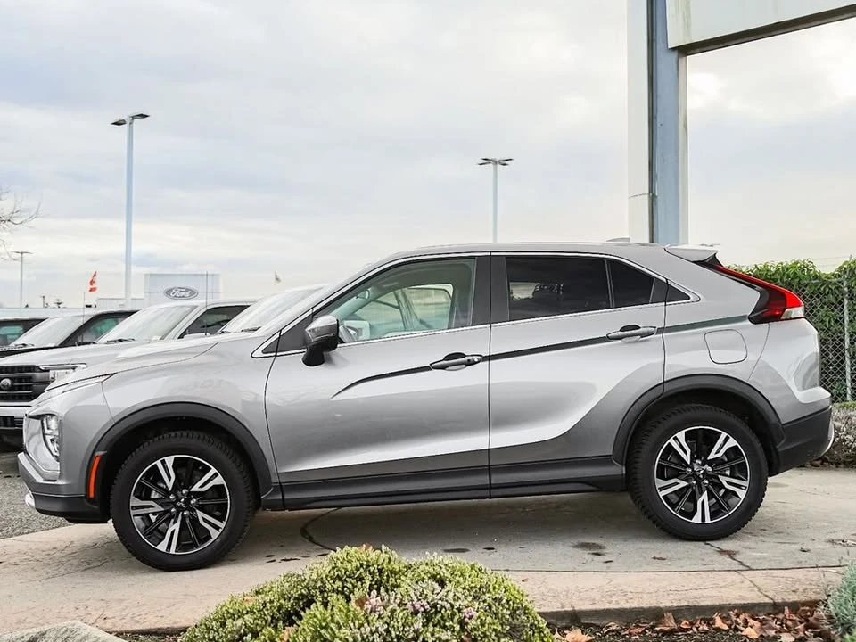 2024 Mitsubishi Eclipse Cross - Image 3 of 11