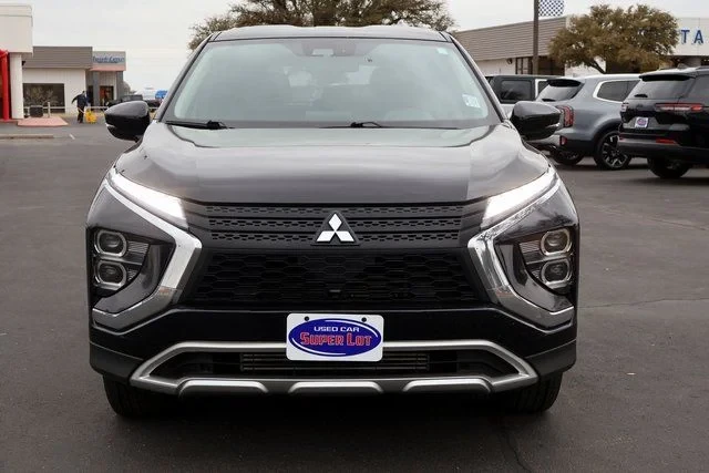 2024 Mitsubishi Eclipse Cross - Image 2 of 12