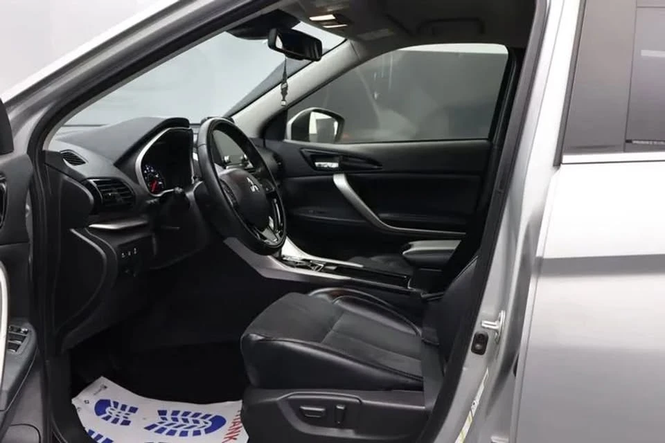 2024 Mitsubishi Eclipse Cross - Image 4 of 10