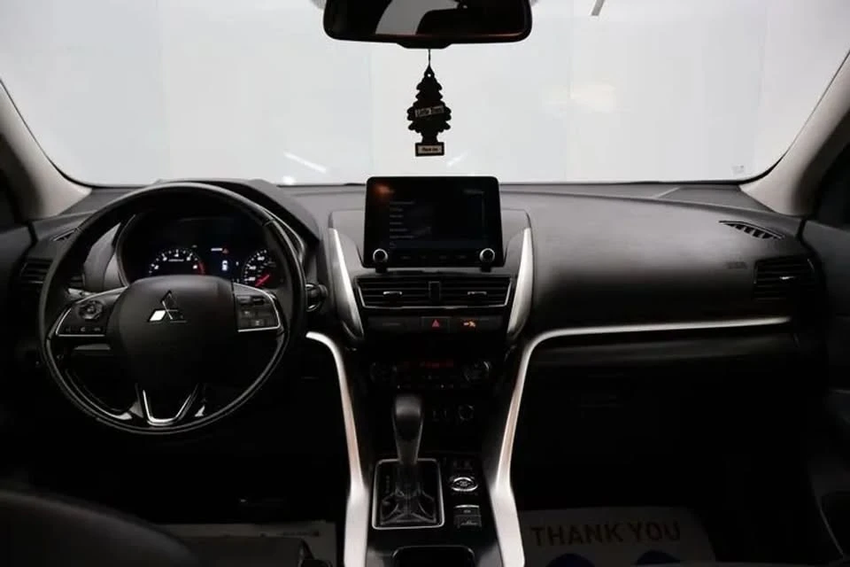2024 Mitsubishi Eclipse Cross - Image 8 of 10