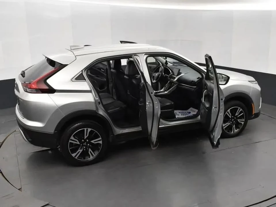 2024 Mitsubishi Eclipse Cross - Image 5 of 10
