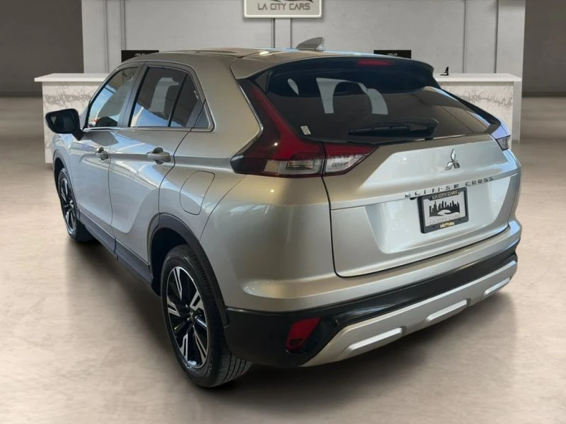 2024 Mitsubishi Eclipse Cross - Image 2 of 19