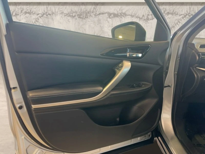 2024 Mitsubishi Eclipse Cross - Image 10 of 19