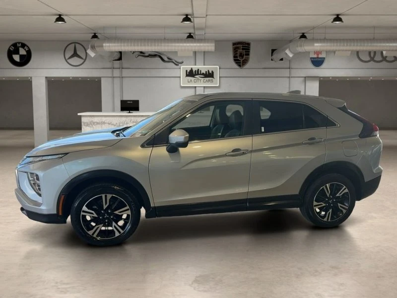 2024 Mitsubishi Eclipse Cross - Image 2 of 19