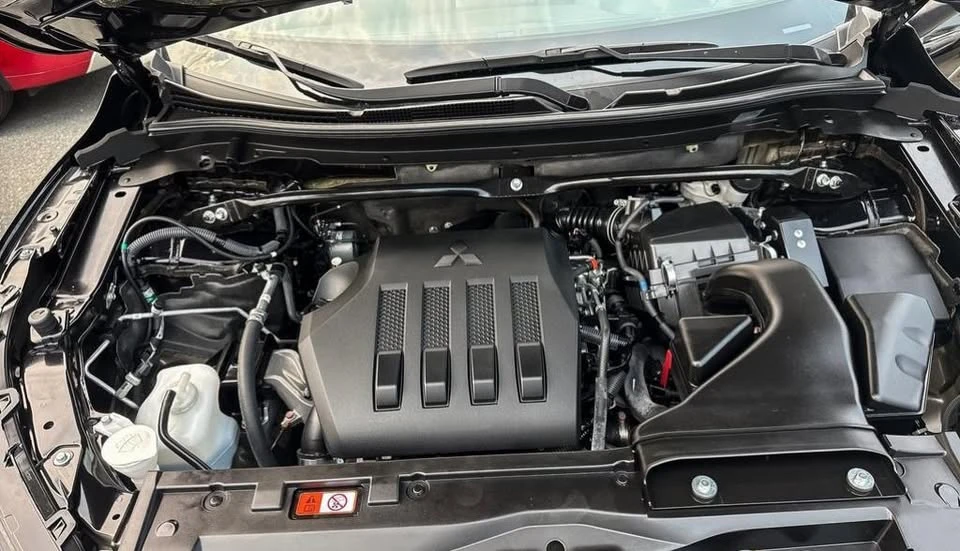 2024 Mitsubishi Eclipse Cross - Image 14 of 19