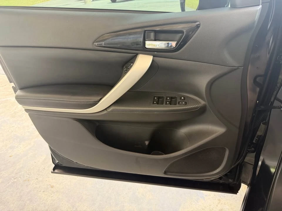 2024 Mitsubishi Eclipse Cross - Image 10 of 20