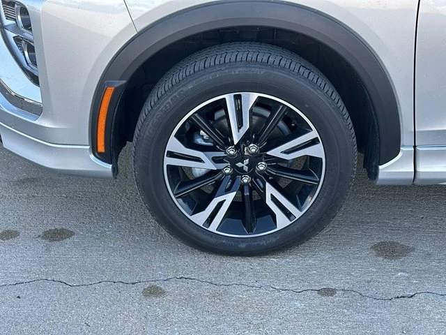 2024 Mitsubishi Eclipse Cross - Image 3 of 20