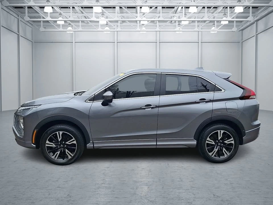 2024 Mitsubishi Eclipse Cross - Image 2 of 20