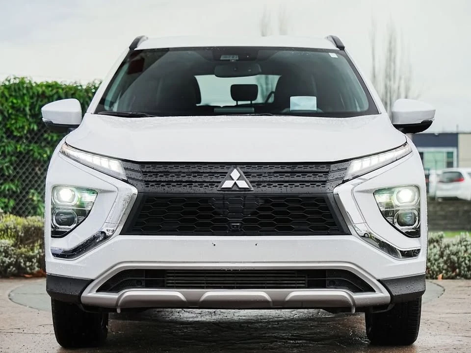 2024 Mitsubishi Eclipse Cross - Image 3 of 10