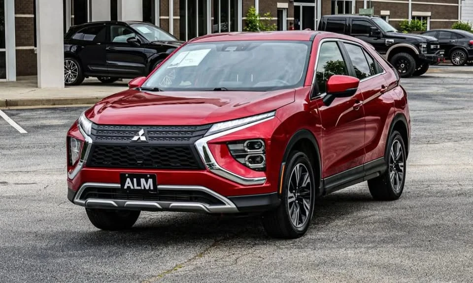 2024 Mitsubishi Eclipse Cross - Image 3 of 11