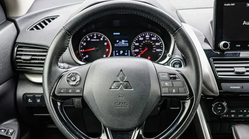 2024 Mitsubishi Eclipse Cross - Image 10 of 11