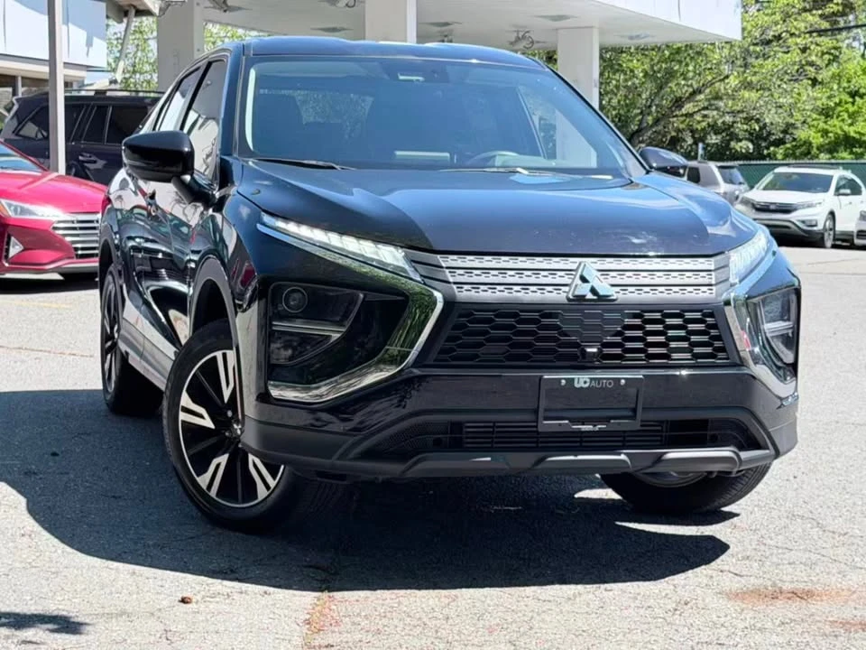 2024 Mitsubishi Eclipse Cross - Image 2 of 20