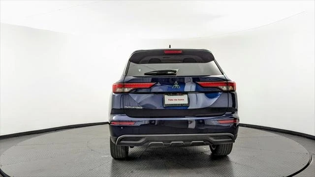 2024 Mitsubishi Outlander - Image 5 of 20