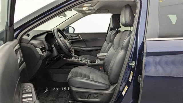 2024 Mitsubishi Outlander - Image 13 of 20