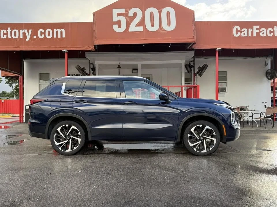 2024 Mitsubishi Outlander - Image 3 of 8