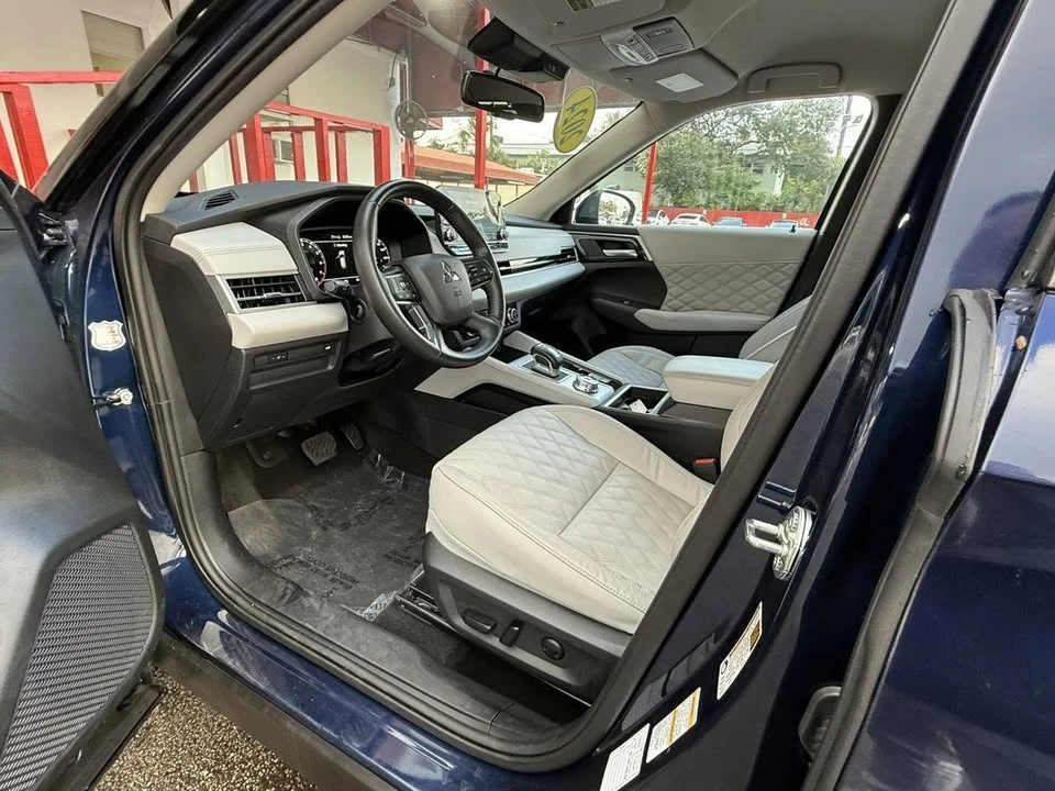2024 Mitsubishi Outlander - Image 7 of 8