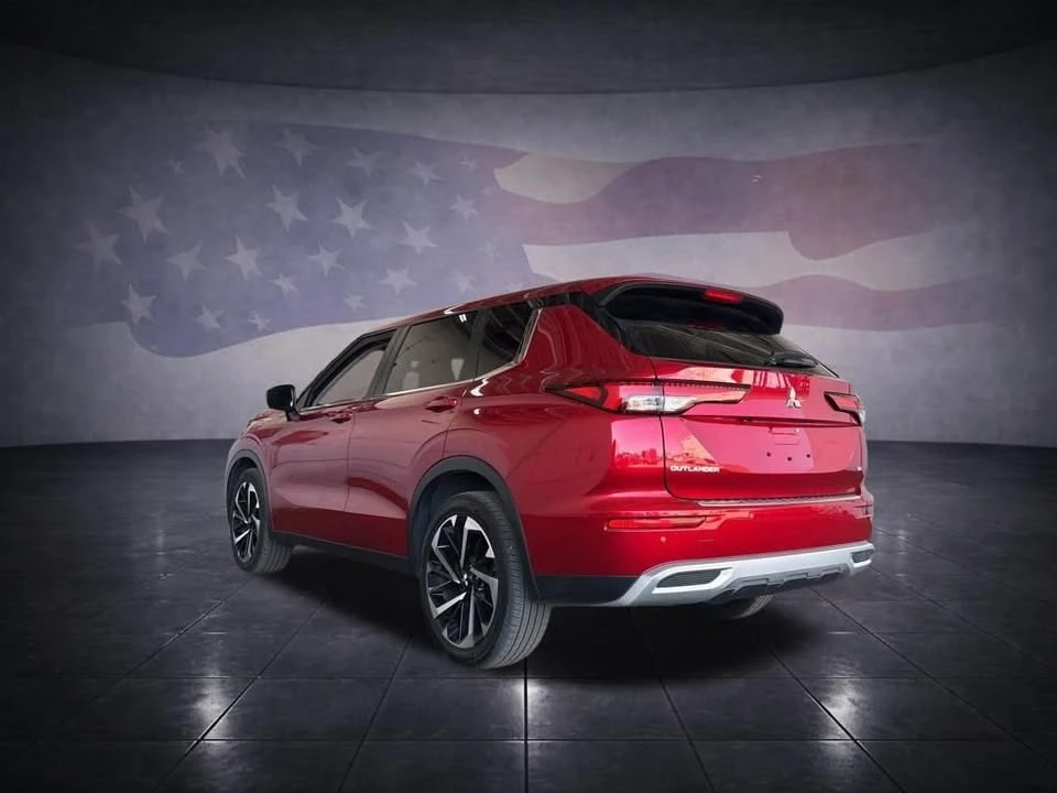2024 Mitsubishi Outlander - Image 3 of 18