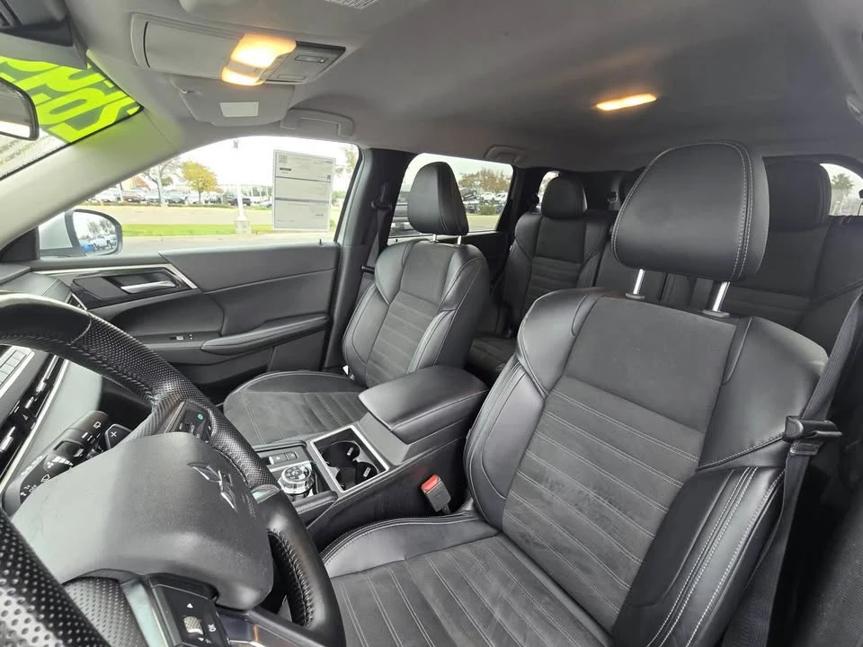 2024 Mitsubishi Outlander - Image 8 of 12