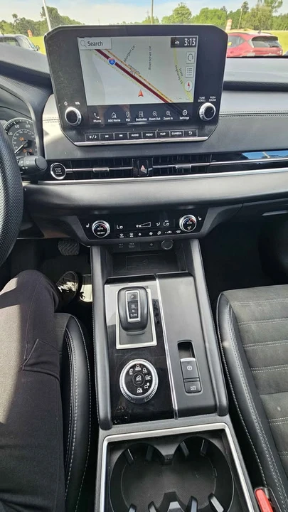 2024 Mitsubishi Outlander - Image 12 of 17