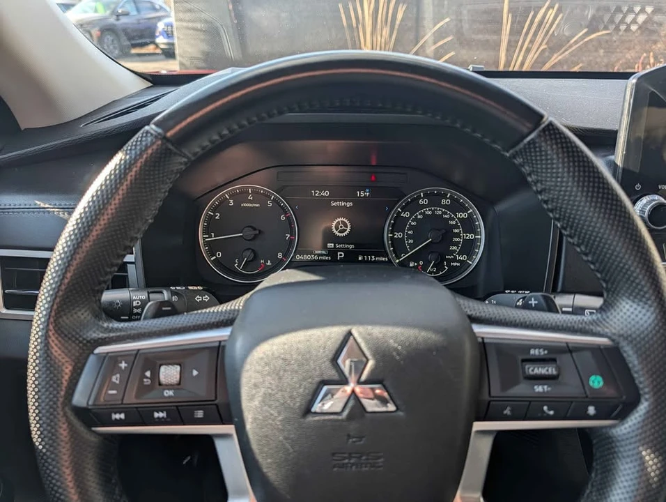2024 Mitsubishi Outlander - Image 15 of 20