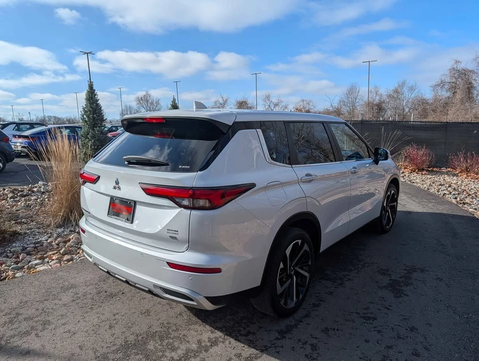 2024 Mitsubishi Outlander - Image 5 of 20