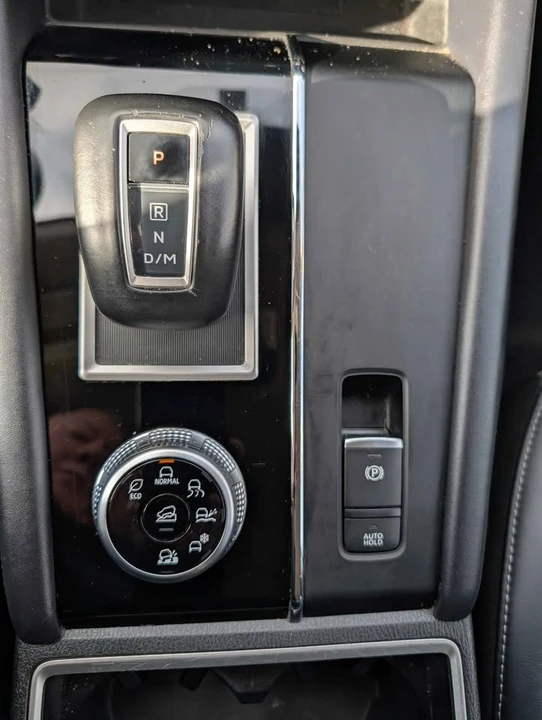 2024 Mitsubishi Outlander - Image 18 of 20