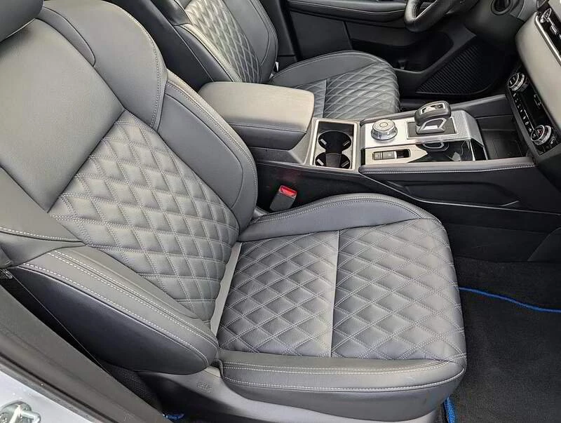 2024 Mitsubishi Outlander - Image 9 of 13