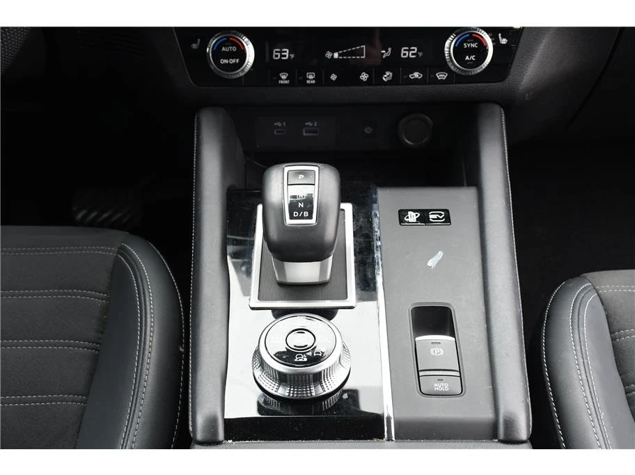 2024 Mitsubishi Outlander - Image 13 of 14