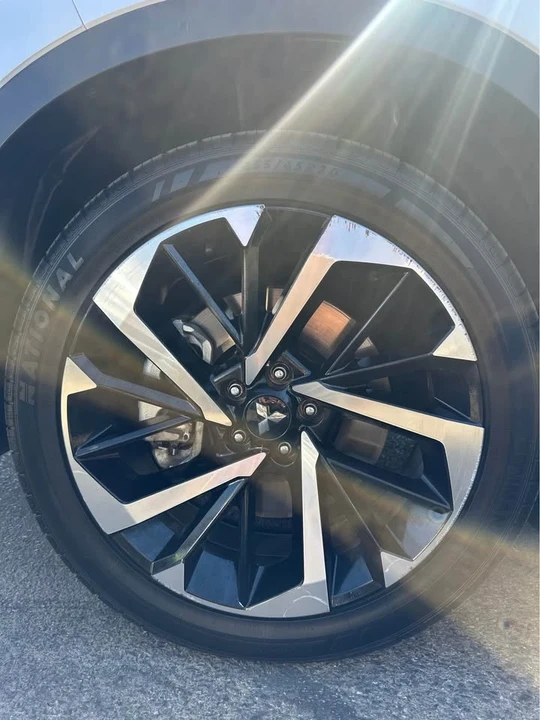 2024 Mitsubishi Outlander - Image 6 of 14