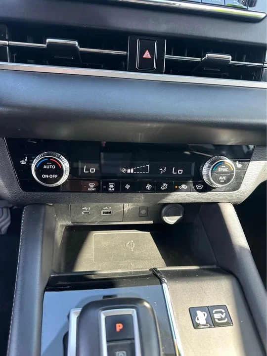 2024 Mitsubishi Outlander - Image 9 of 14