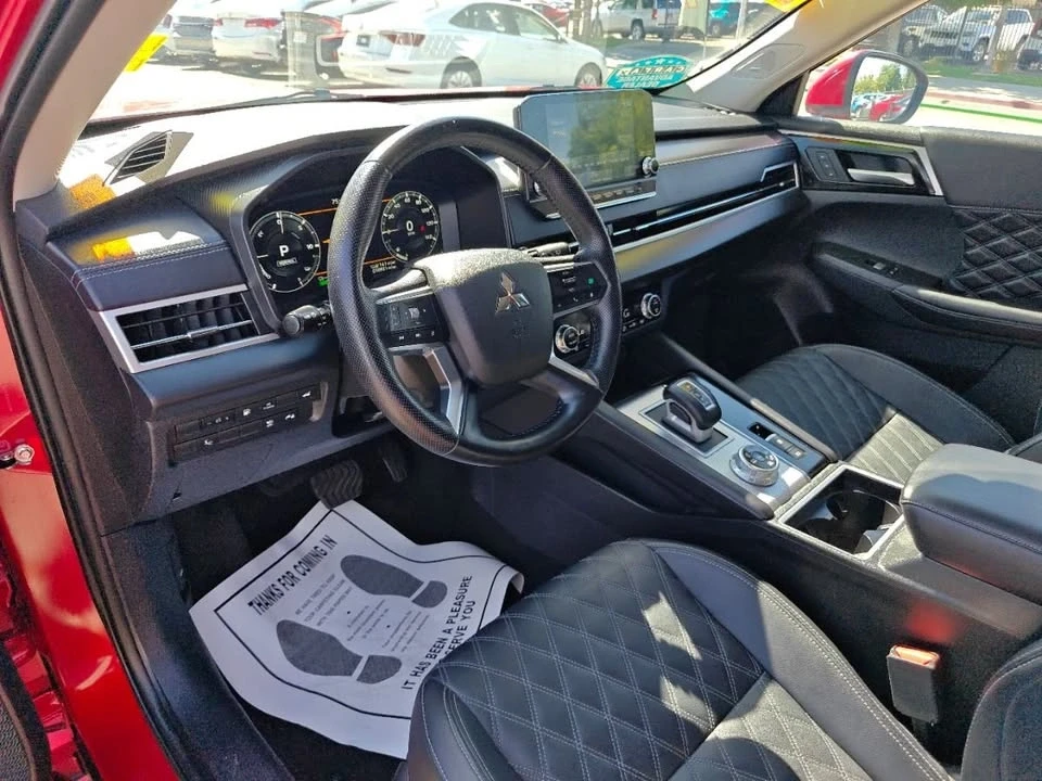 2024 Mitsubishi Outlander - Image 9 of 18