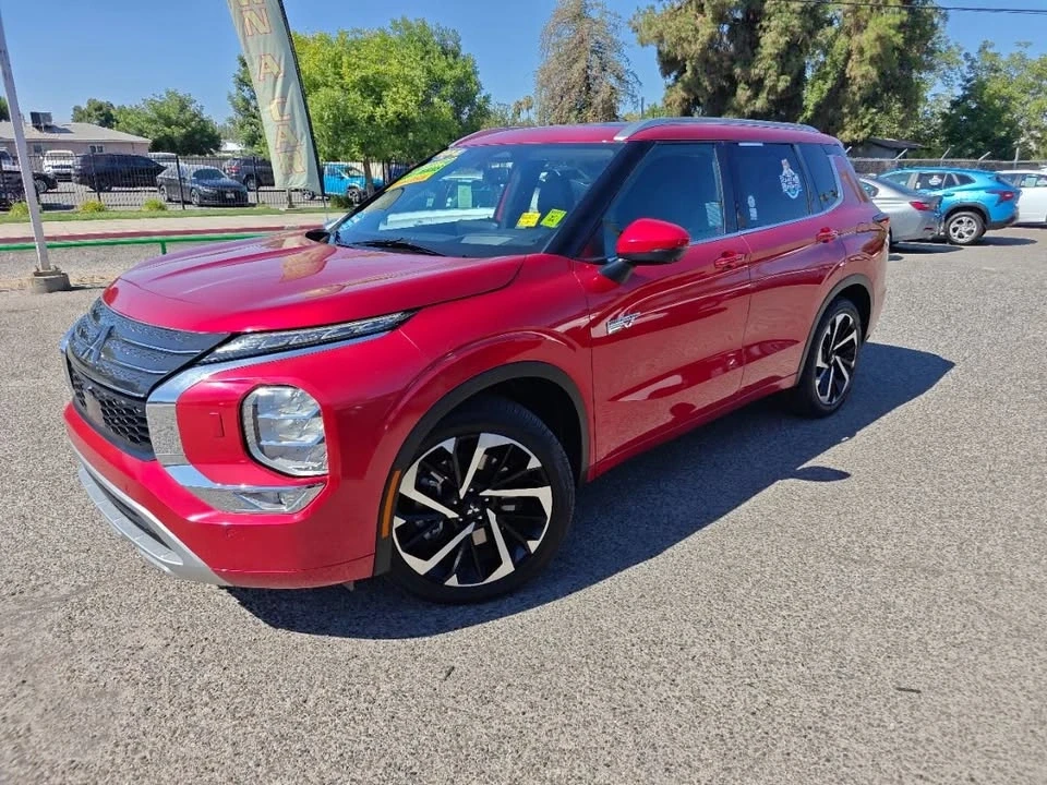 2024 Mitsubishi Outlander - Image 18 of 18