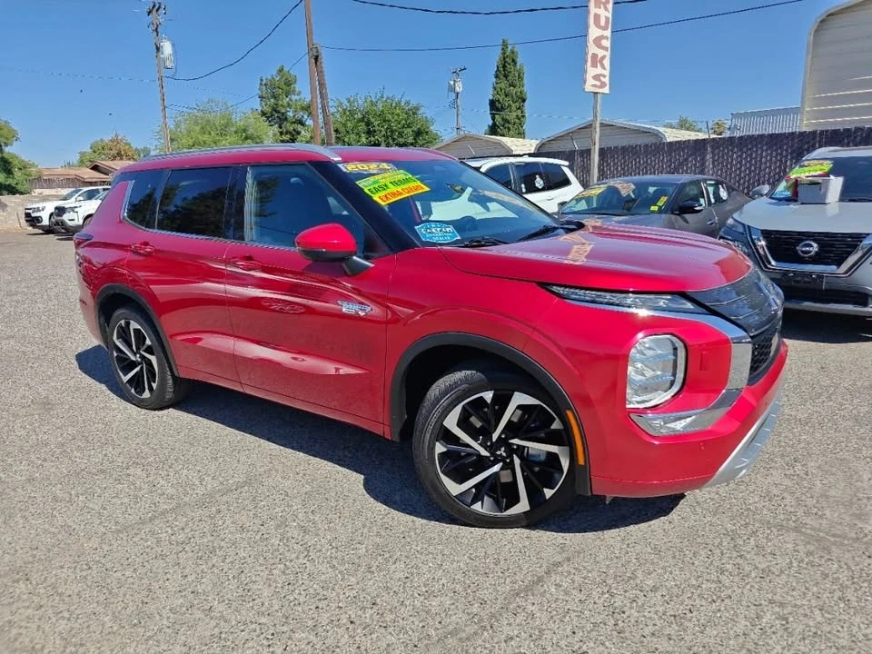 2024 Mitsubishi Outlander - Image 13 of 18