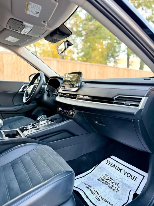 2024 Mitsubishi Outlander - Image 7 of 12