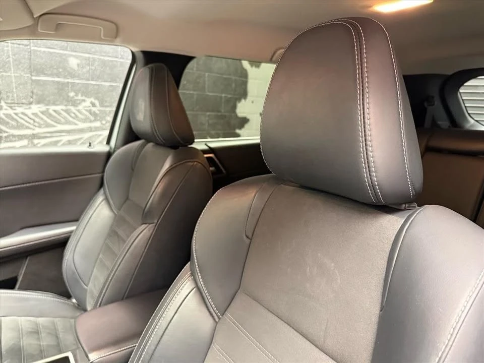 2024 Mitsubishi Outlander - Image 10 of 20