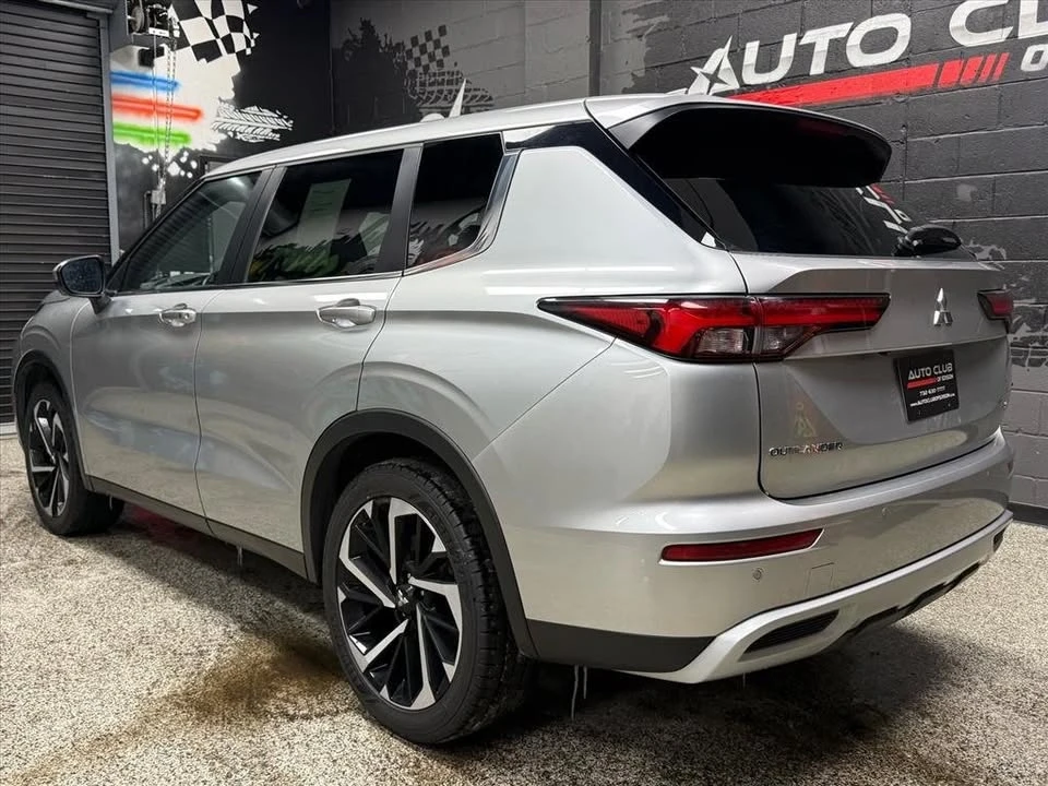 2024 Mitsubishi Outlander - Image 4 of 20