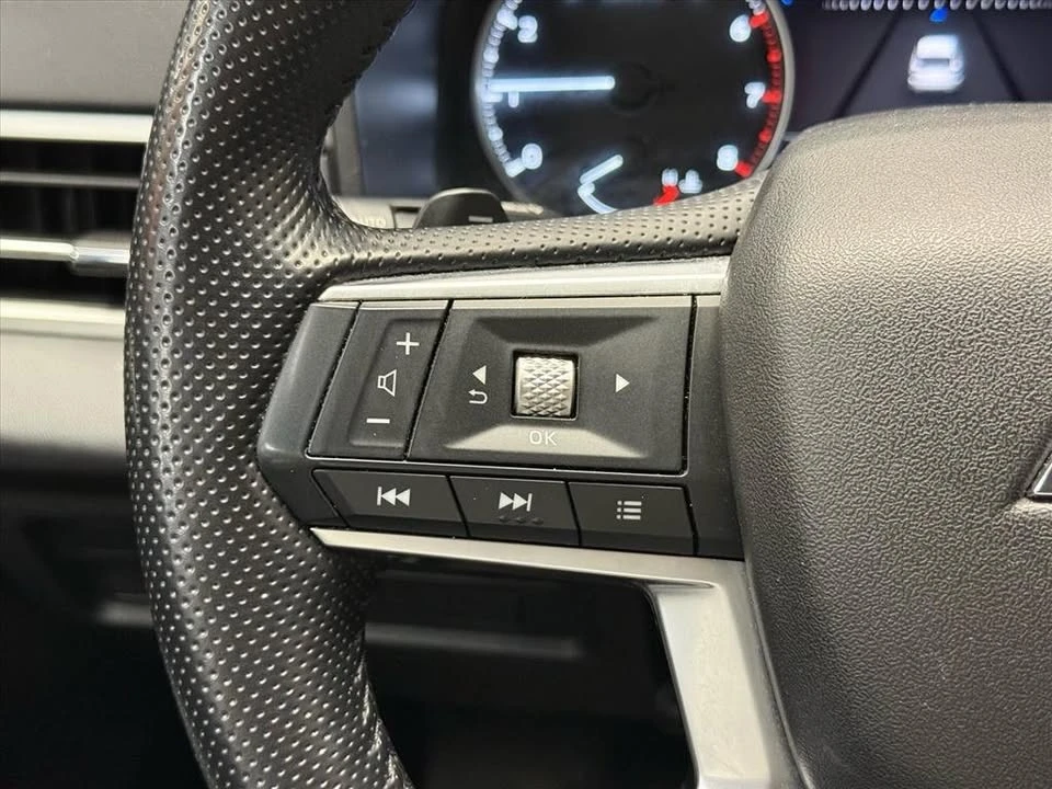 2024 Mitsubishi Outlander - Image 12 of 20