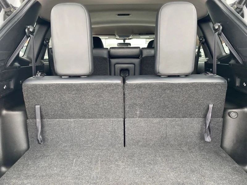 2024 Mitsubishi Outlander - Image 12 of 17