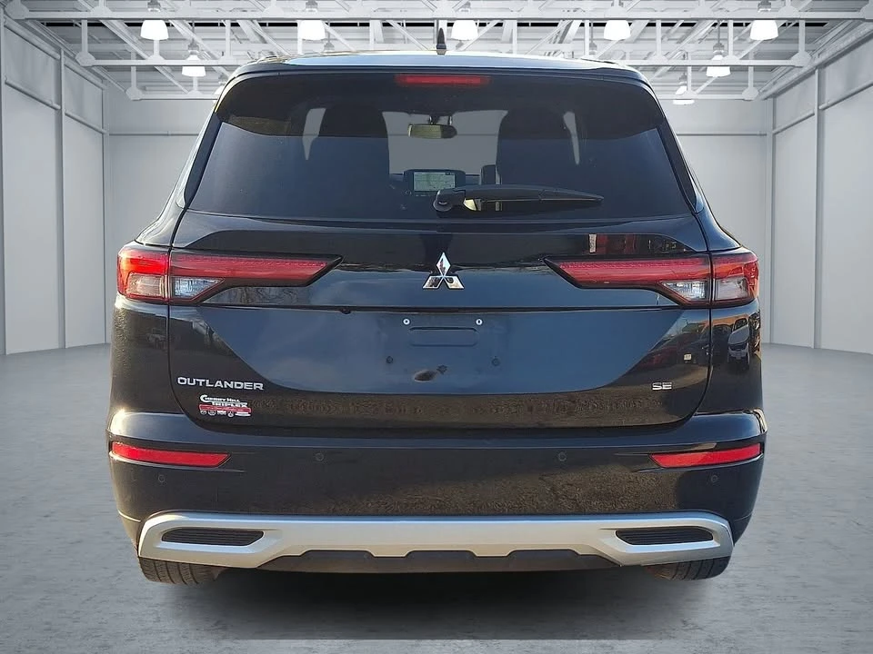 2024 Mitsubishi Outlander - Image 4 of 20