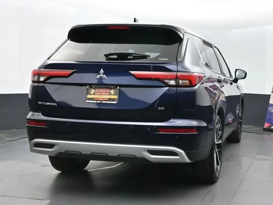 2024 Mitsubishi Outlander - Image 12 of 12