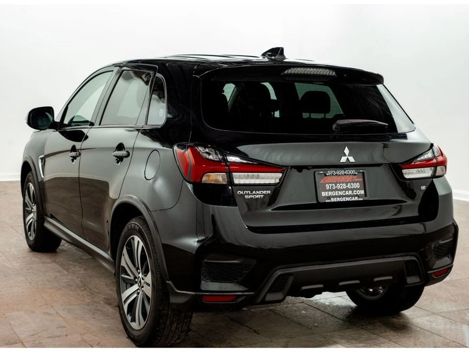 2024 Mitsubishi Outlander - Image 7 of 19