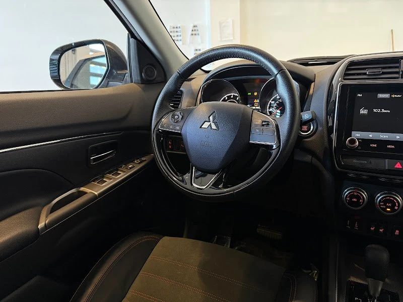 2024 Mitsubishi Outlander - Image 10 of 19