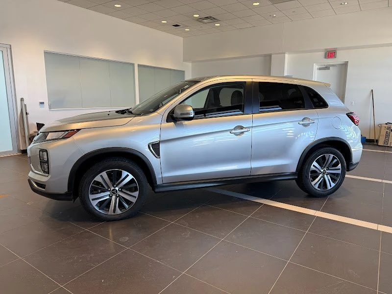 2024 Mitsubishi Outlander - Image 8 of 19